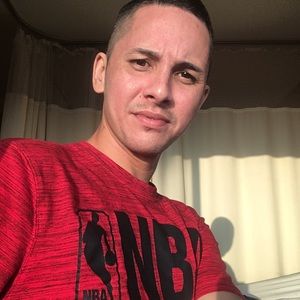 Meet your Posher, Justin